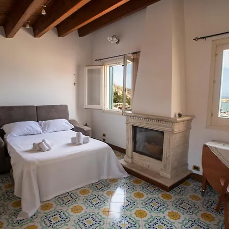 Liberty House * Castellammare del Golfo